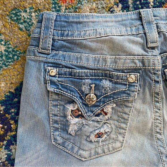 Miss Me Signature Distressed Skinny Jeans - Picture 7 of 14